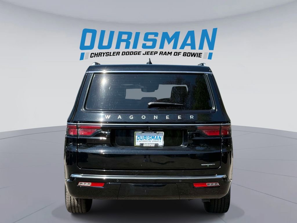 Used 2024 Jeep Wagoneer Series III image 3