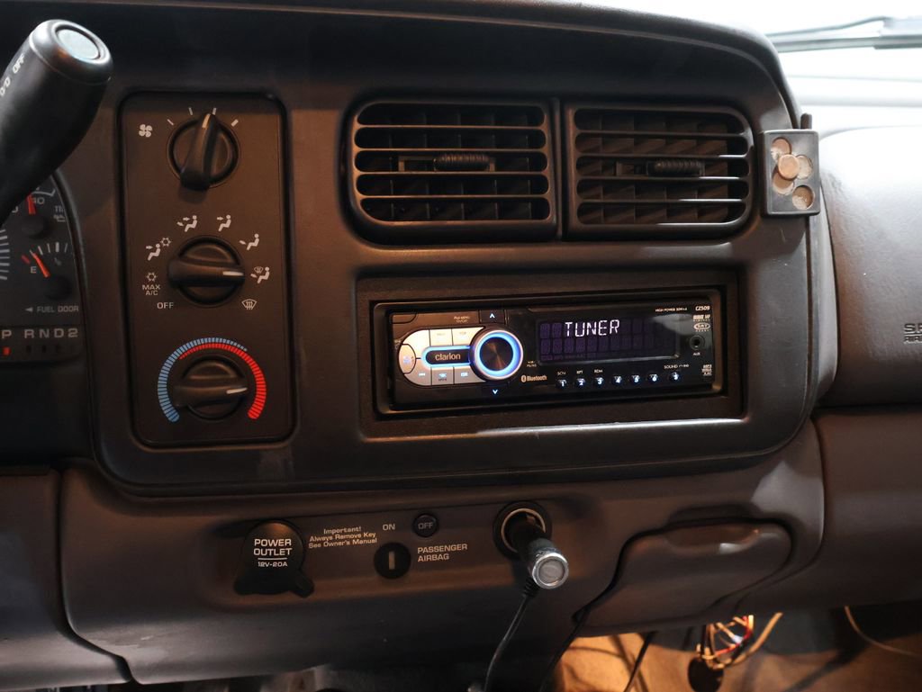 Used 1999 Dodge Dakota Sport image 16