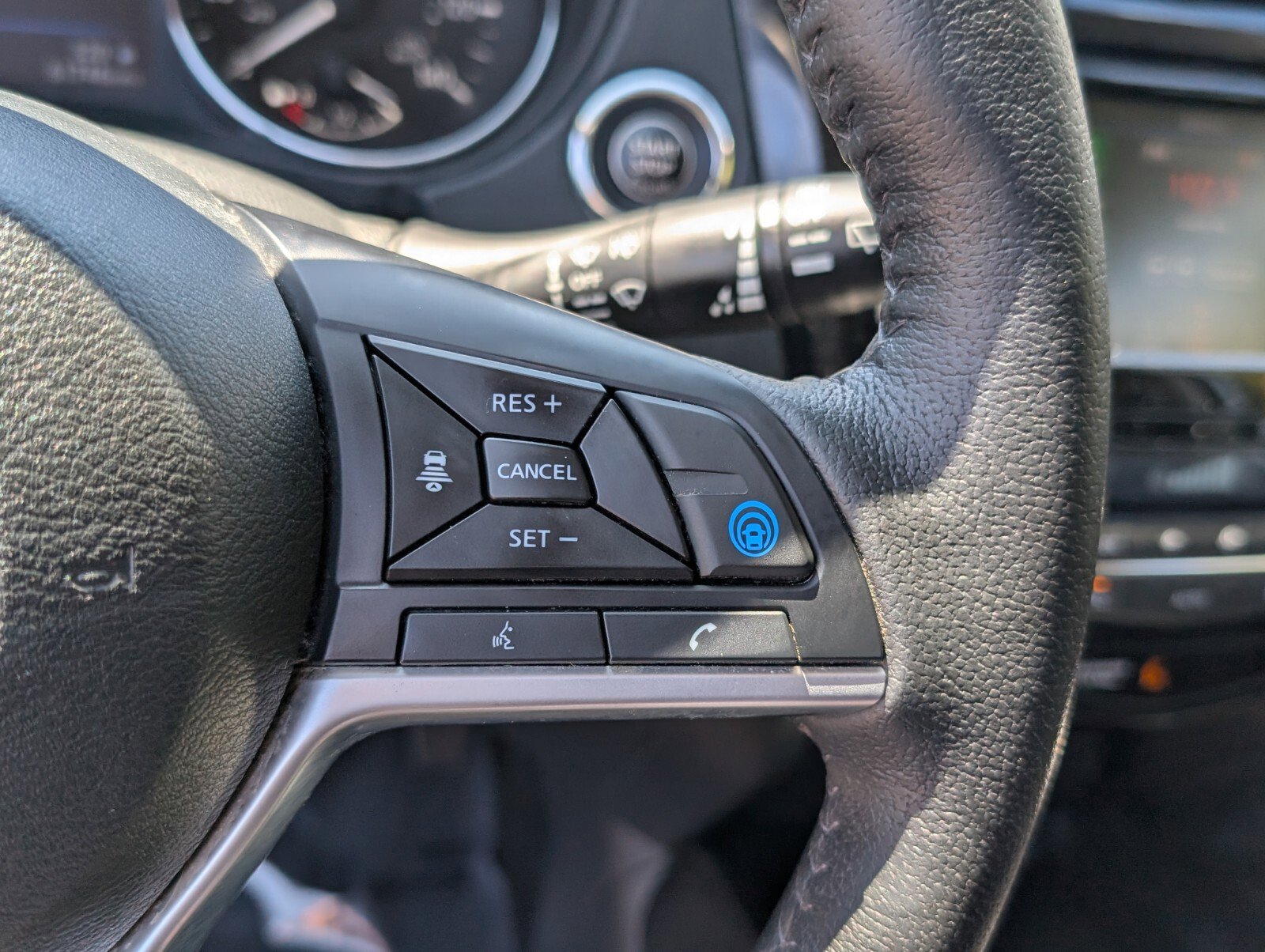 Used 2019 Nissan Rogue SL image 33