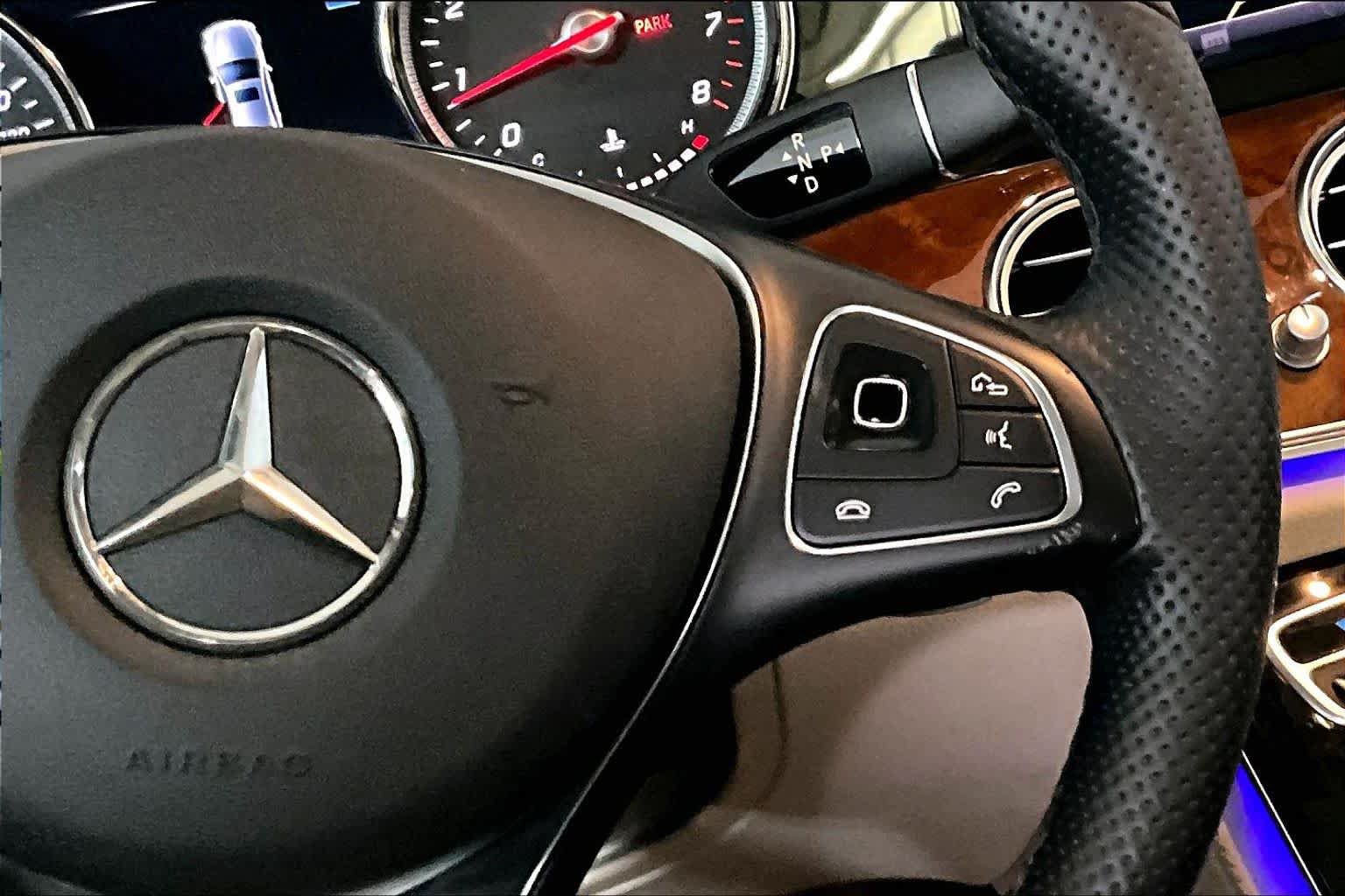 Certified 2018 Mercedes-Benz E 300 4MATIC image 25