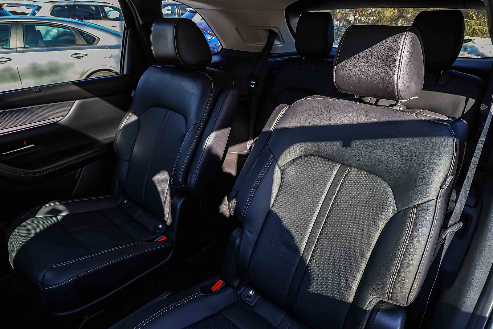 Used 2024 MAZDA CX-90 Plug-In Hybrid w/ Preferred image 22