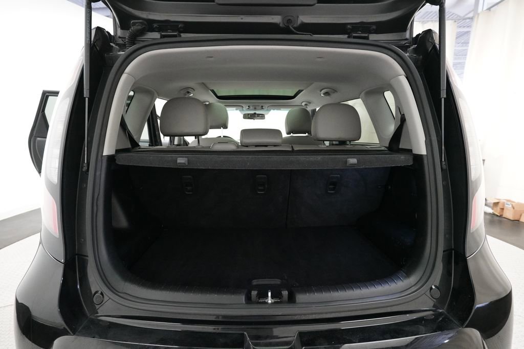 Used 2016 Kia Soul + w/ Primo Package image 10