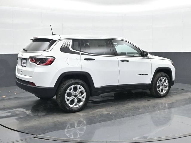 Used 2025 Jeep Compass Sport w/ Mopar Graphics Package AWD/4WD image 20
