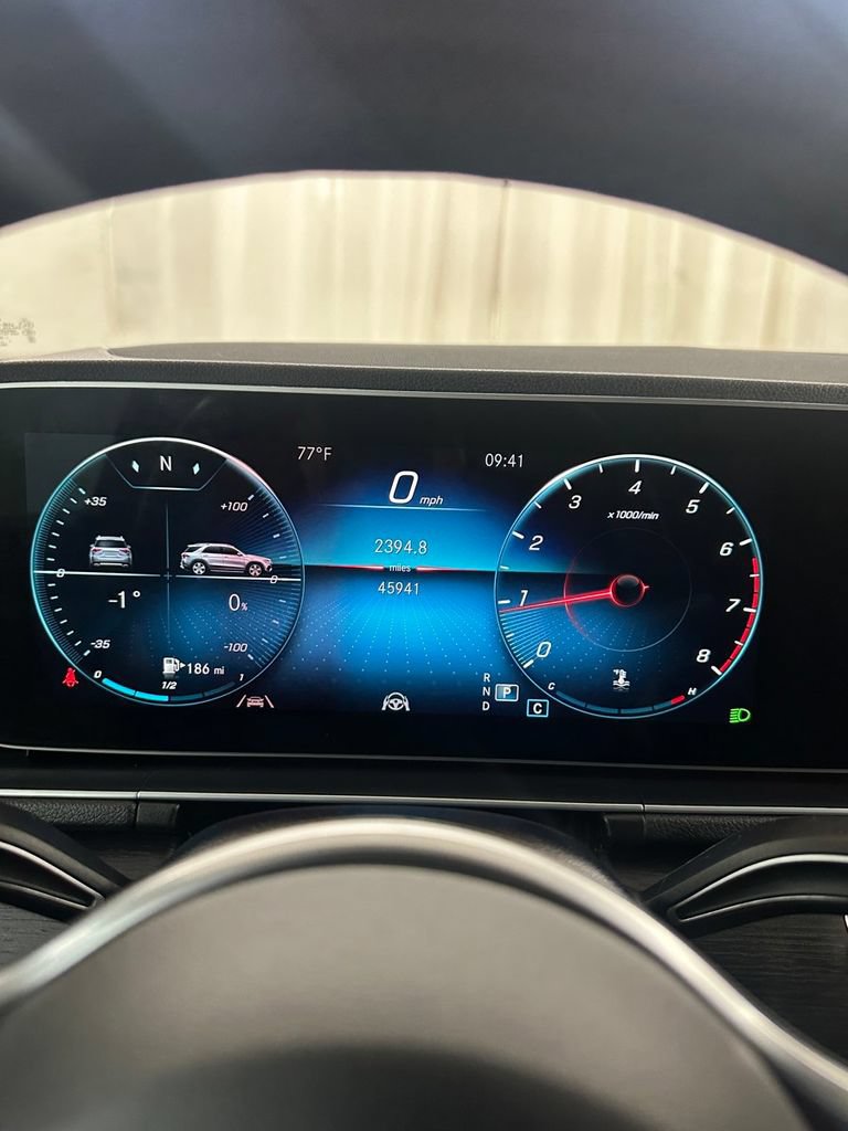 Used 2022 Mercedes-Benz GLE 350 4MATIC w/ AMG Line Exterior image 21