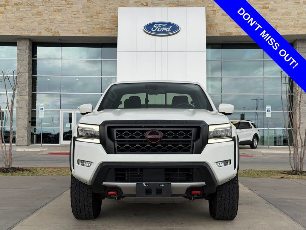 Used 2023 Nissan Frontier PRO-4X w/ Technology Package image 2