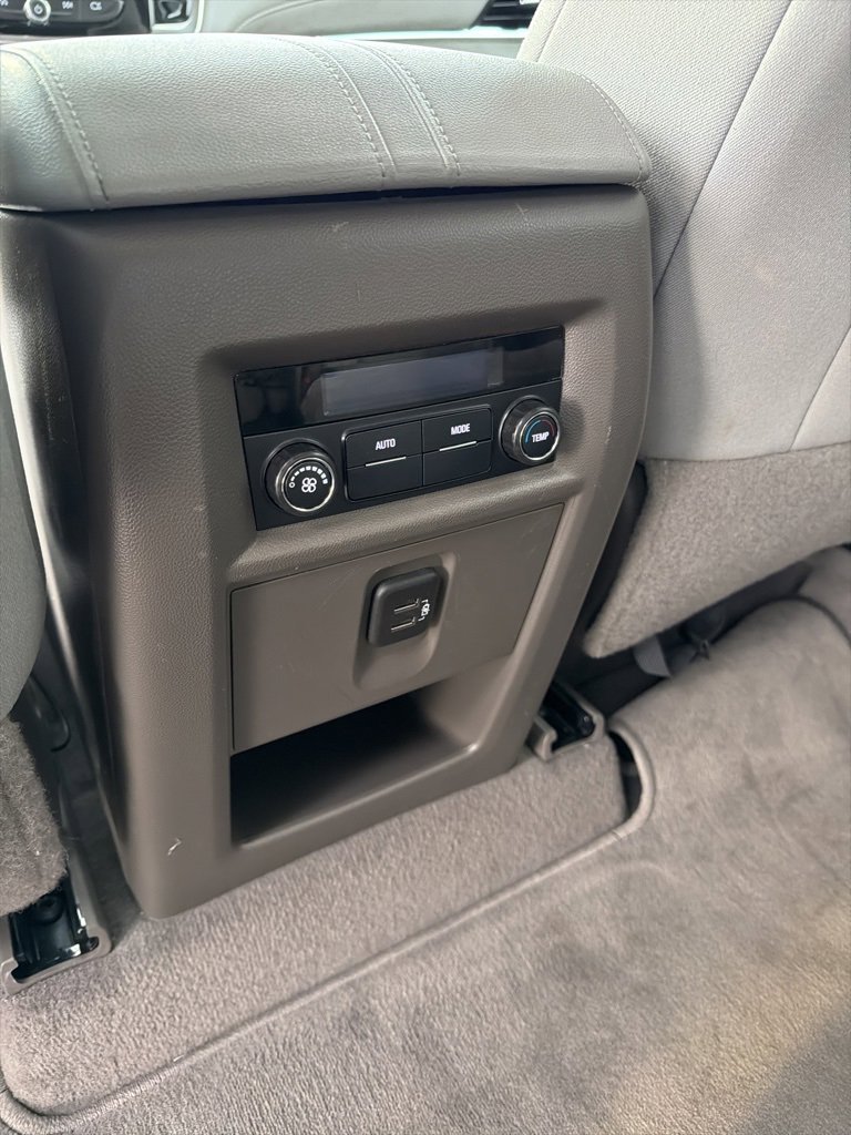 Used 2021 Chevrolet Traverse LT w/ LPO, Cargo Package image 24