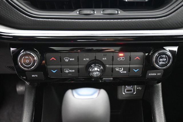 New 2026 Jeep Compass Trailhawk w/ Sun, Sound & Navigation Group AWD/4WD image 23