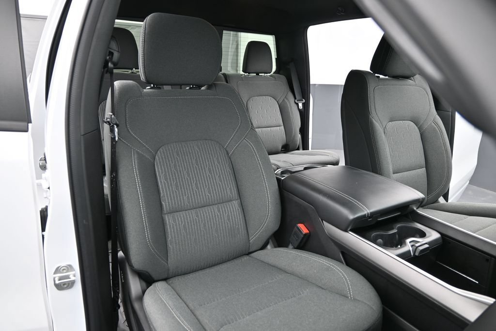 Used 2022 RAM 1500 Big Horn AWD/4WD image 19