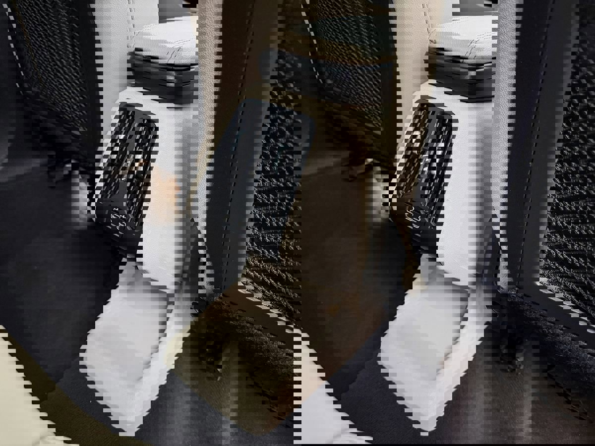 Used 2023 BMW X1 xDrive28i image 40