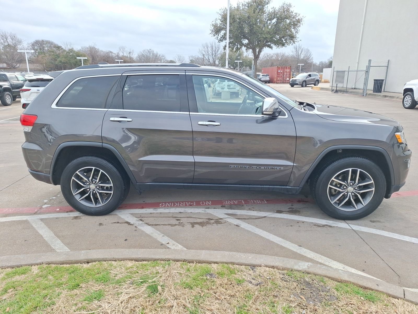 Used 2018 Jeep Grand Cherokee Limited RWD image 7