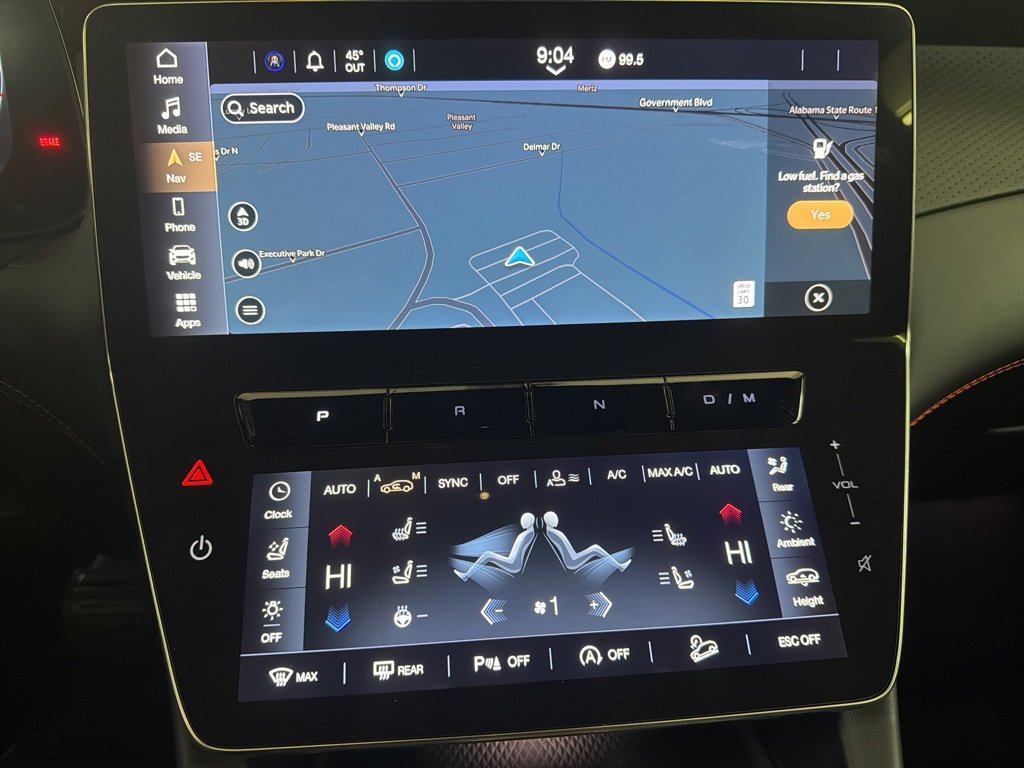 Used 2023 Maserati Grecale Trofeo image 8