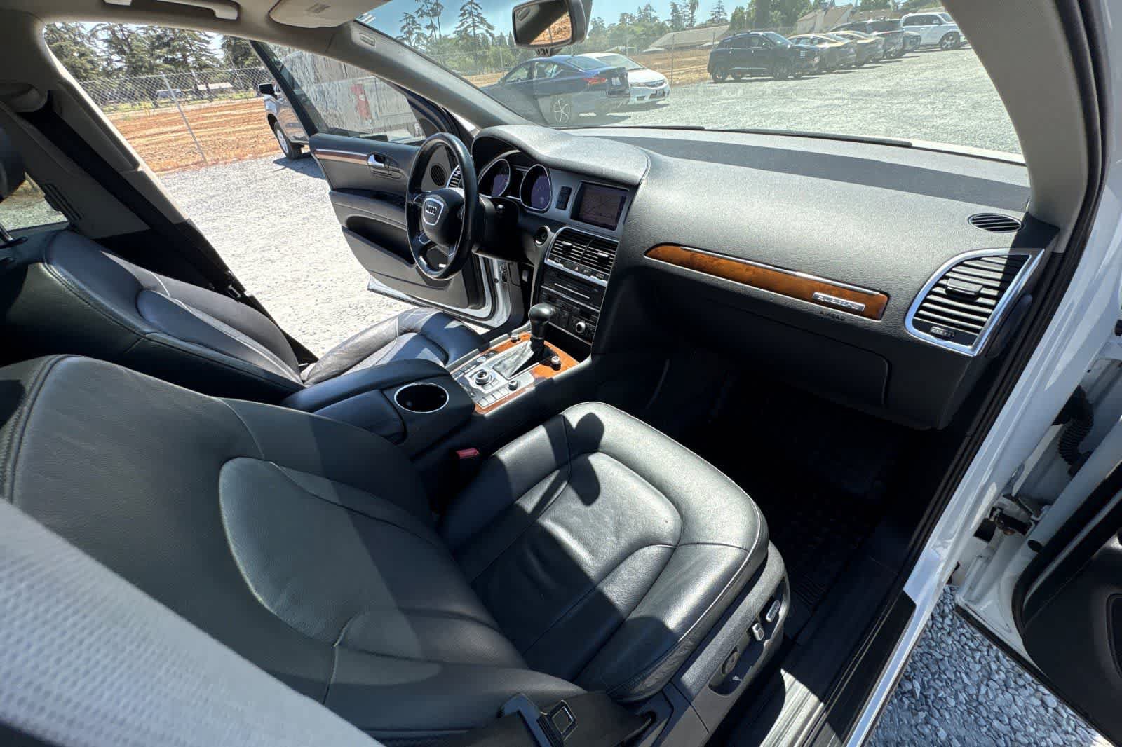 Used 2015 Audi Q7 3.0T Premium Plus w/ Premium Plus Package AWD/4WD image 18