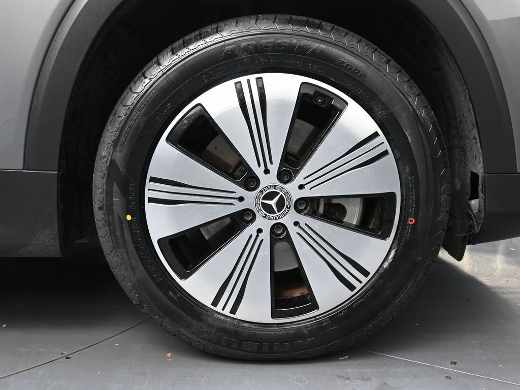 Used 2023 Mercedes-Benz EQB 250+ w/ Exclusive Package image 14