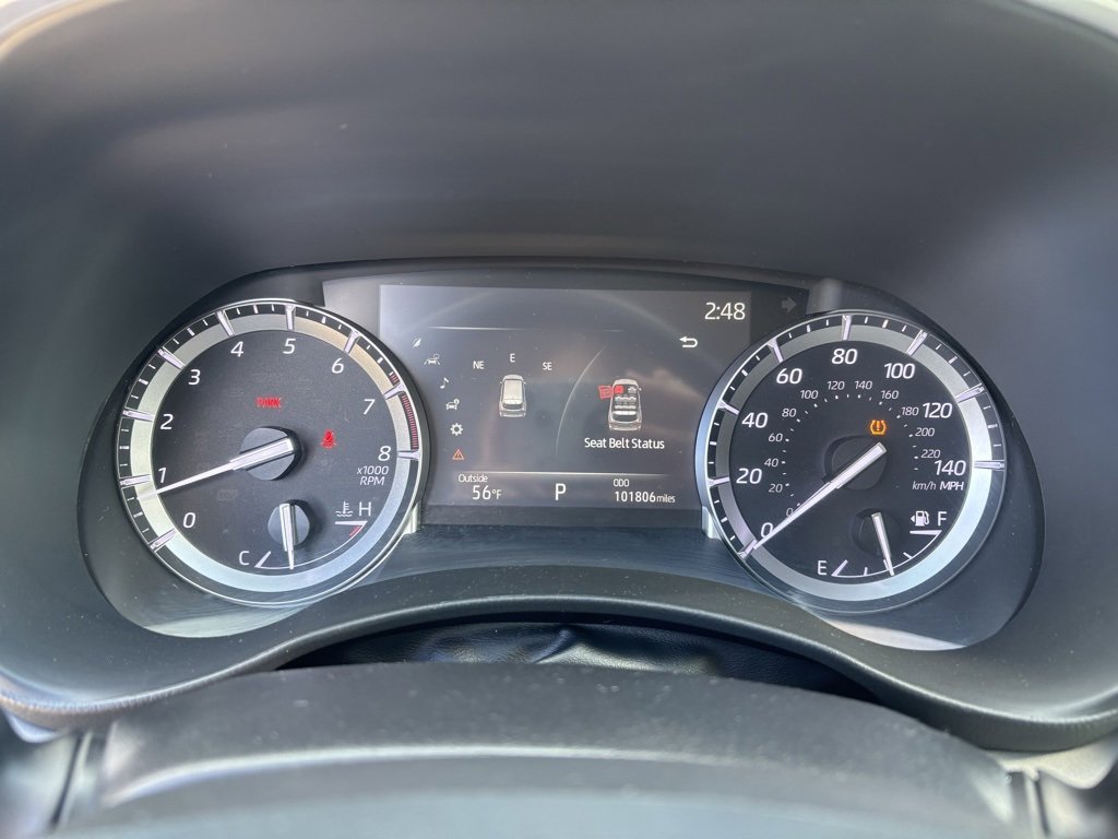 Used 2022 Toyota Highlander XLE image 14