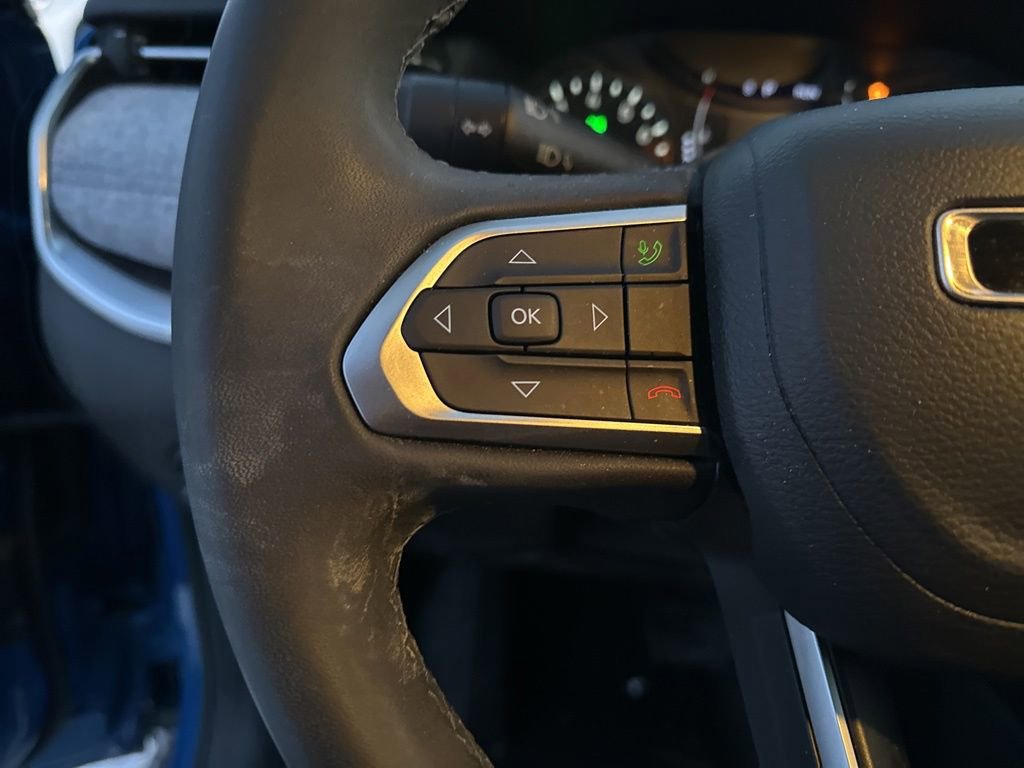 Used 2022 Jeep Compass Latitude w/ Sun and Sound Group image 21