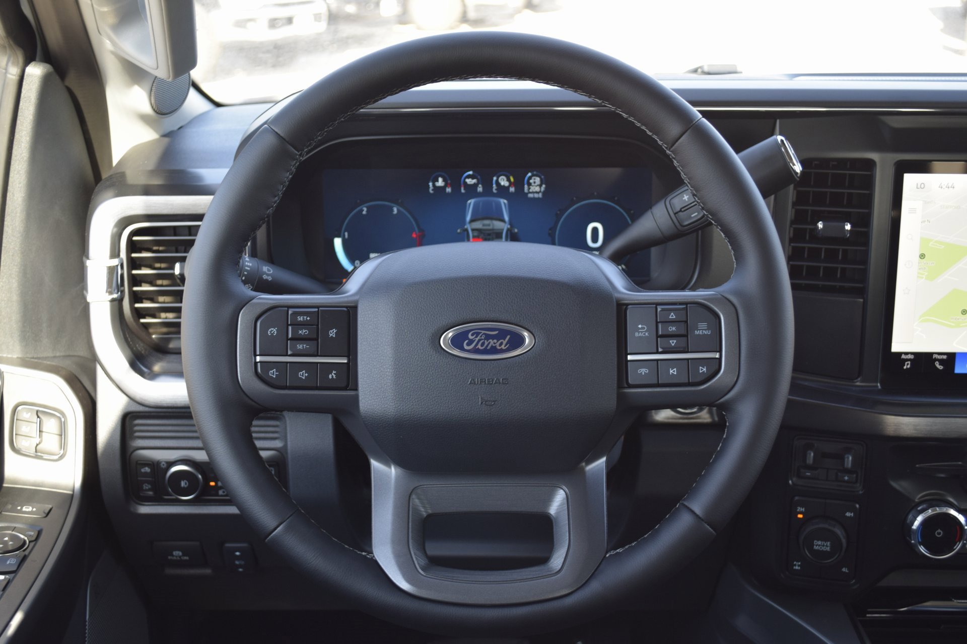 New 2026 Ford F250 Lariat w/ FX4 Off-Road Package image 8