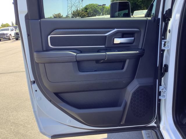 Used 2025 RAM 2500 Big Horn AWD/4WD image 24