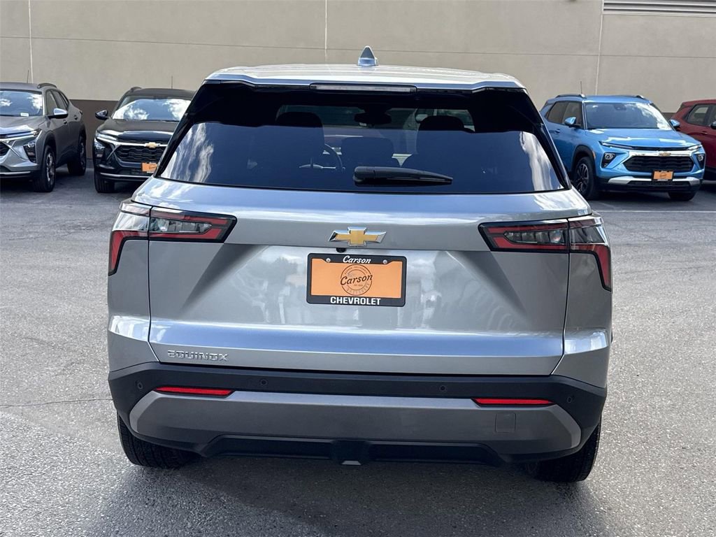 Used 2025 Chevrolet Equinox LT image 4