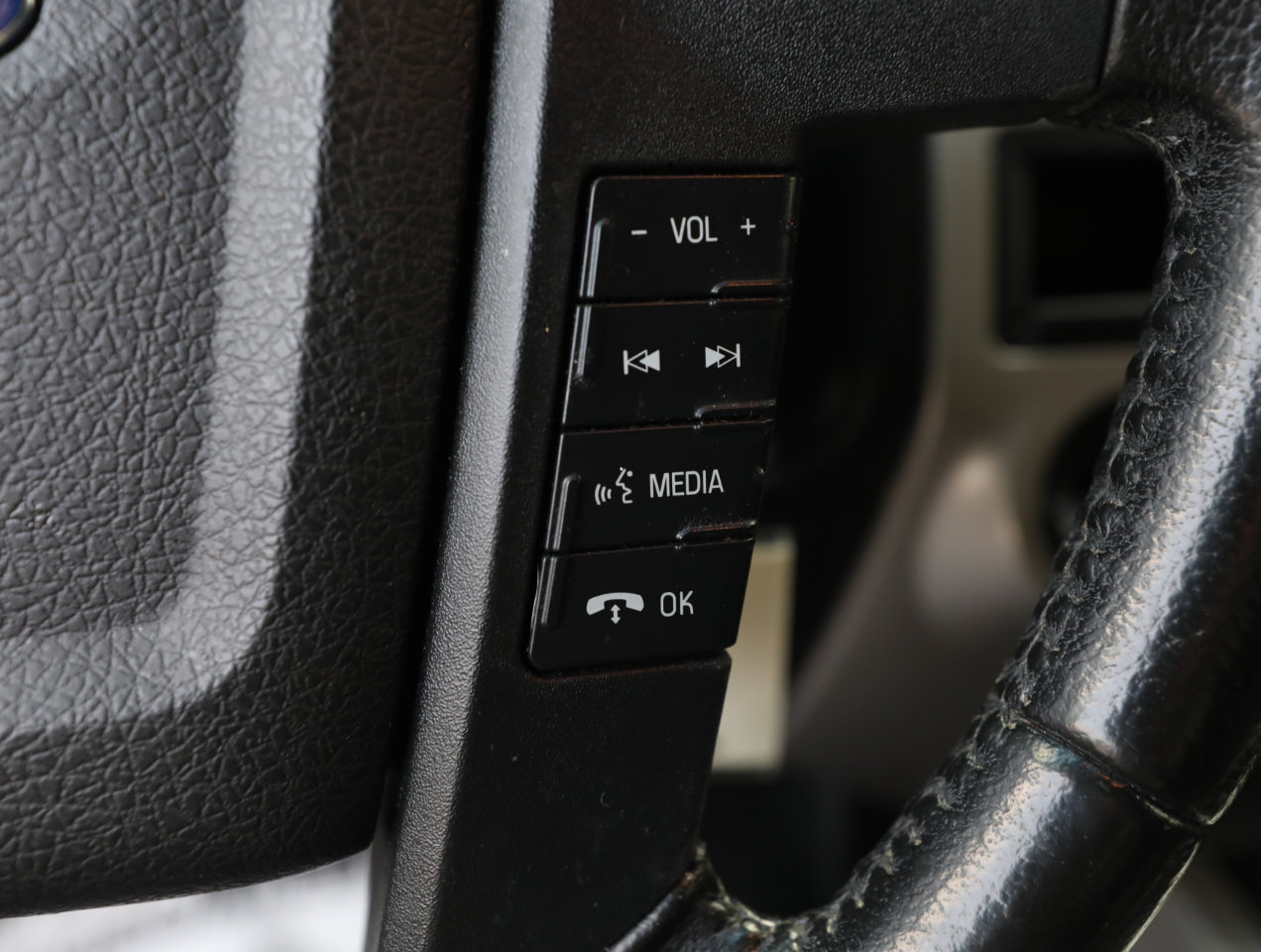 Used 2016 Ford Expedition EL XLT image 22