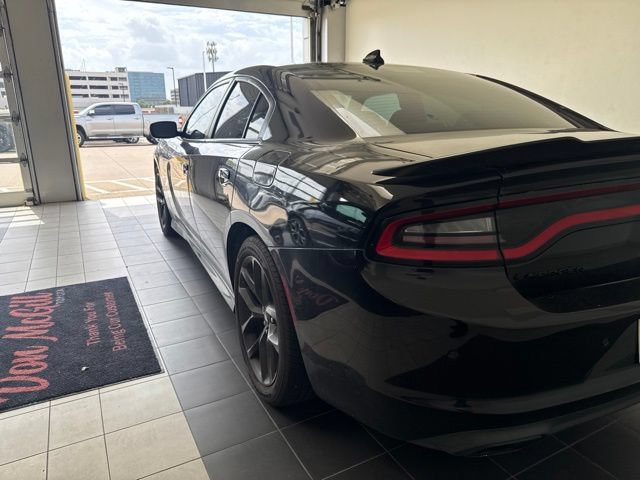 Used 2020 Dodge Charger GT w/ Blacktop Package RWD image 7