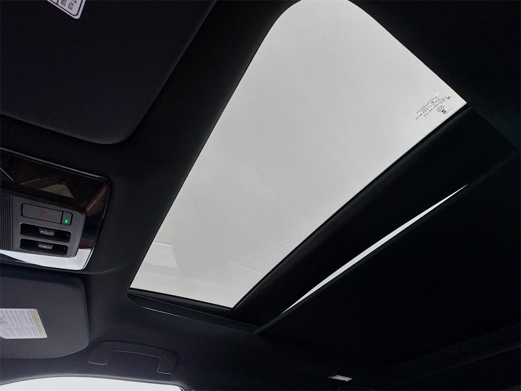 New 2025 Mitsubishi Outlander SEL image 23