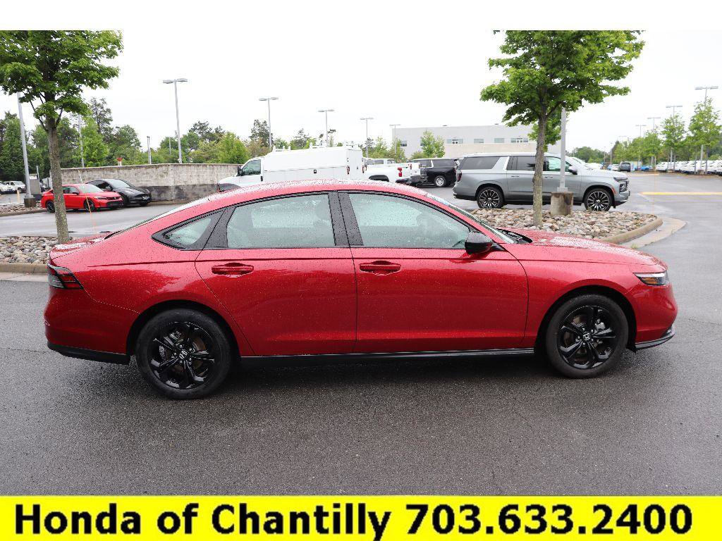 Used 2025 Honda Accord SE image 8