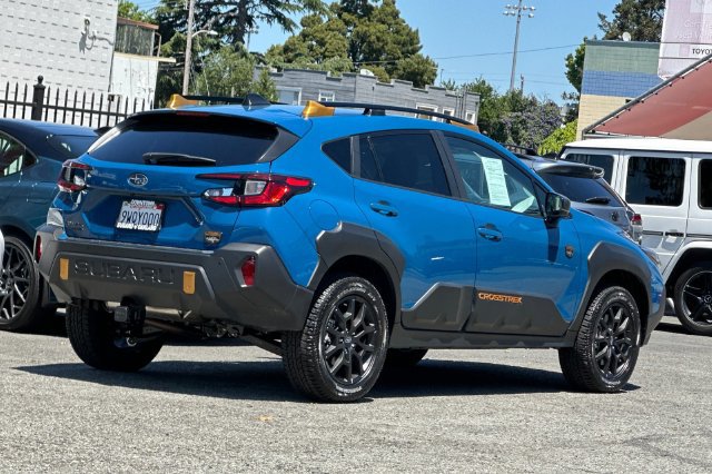 Used 2025 Subaru Crosstrek 2.5i Wilderness w/ Crosstrek Mirror Package AWD/4WD image 4