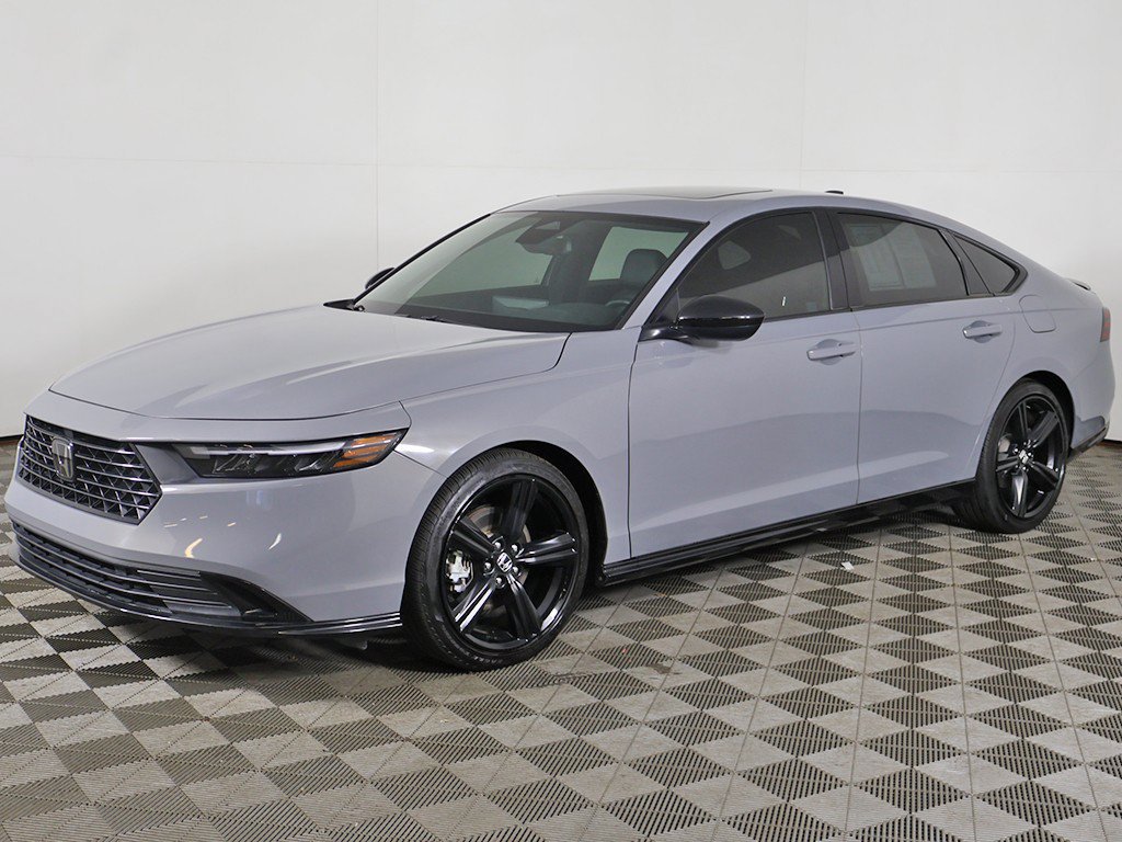 Used 2024 Honda Accord Sport image 8