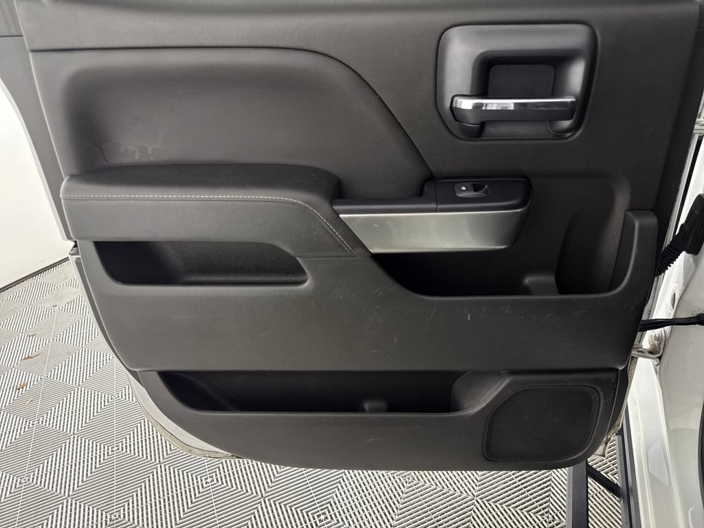 Used 2018 Chevrolet Silverado 1500 LT RWD image 12