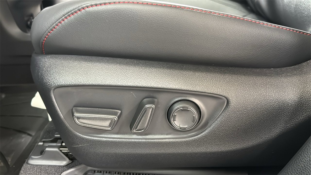 New 2026 Toyota Sienna XSE image 14