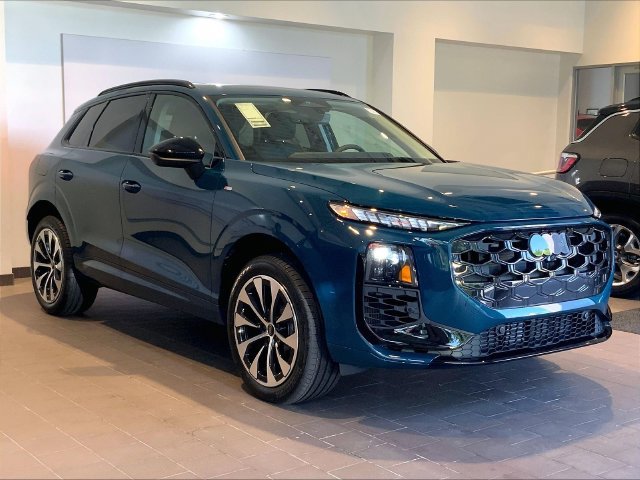 New 2026 Audi Q3 quattro 2.0T