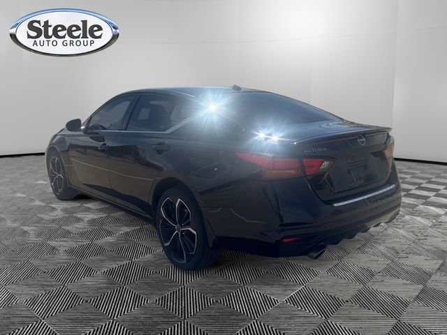 Used 2023 Nissan Altima 2.5 SR w/ SR Premium Package AWD/4WD image 3