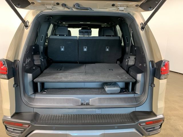Used 2025 Lexus LX 700h Overtrail image 13