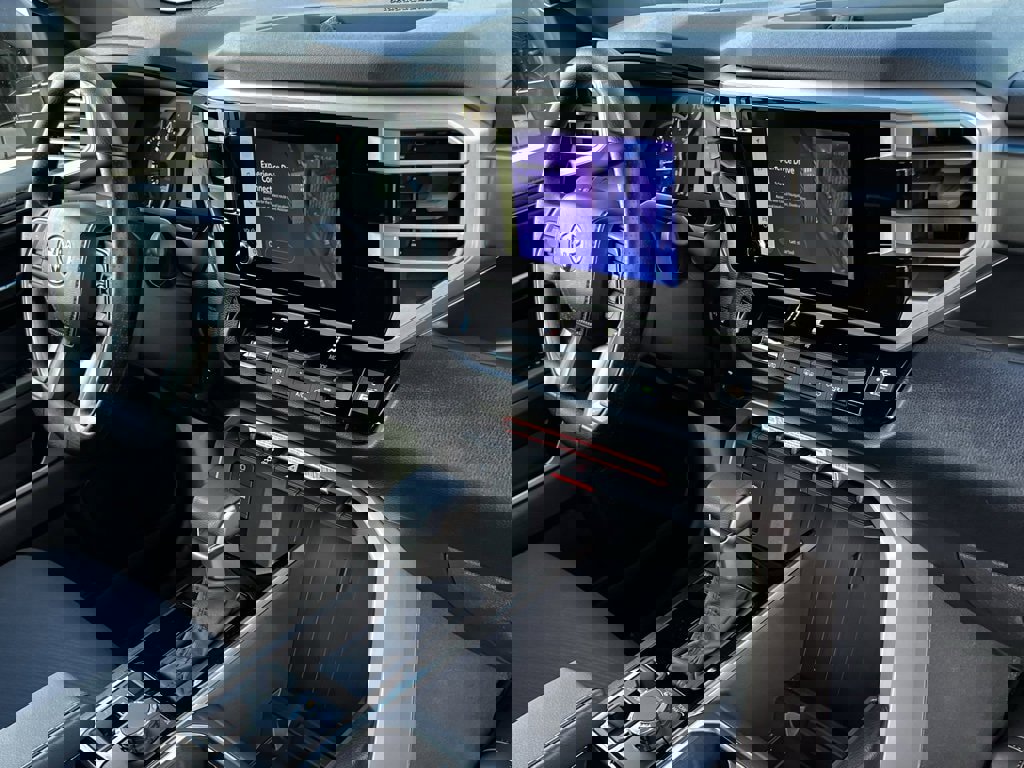 New 2026 Toyota Tundra SR5 w/ SR5 Convenience Package image 5