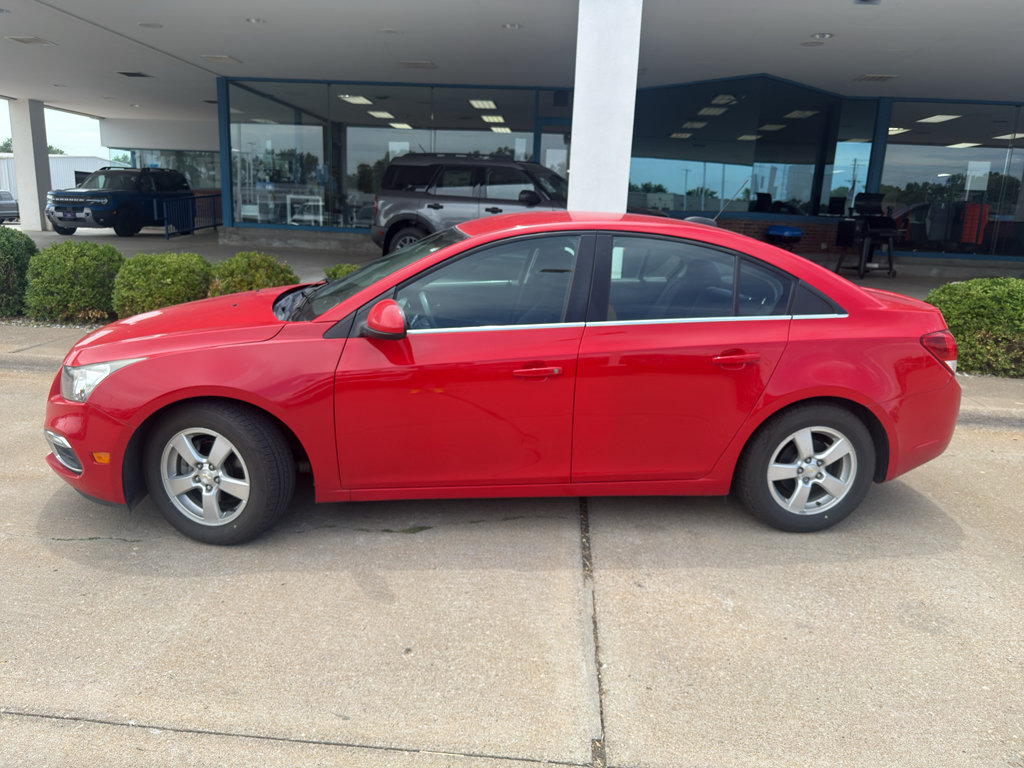 Used 2015 Chevrolet Cruze LT FWD image 9