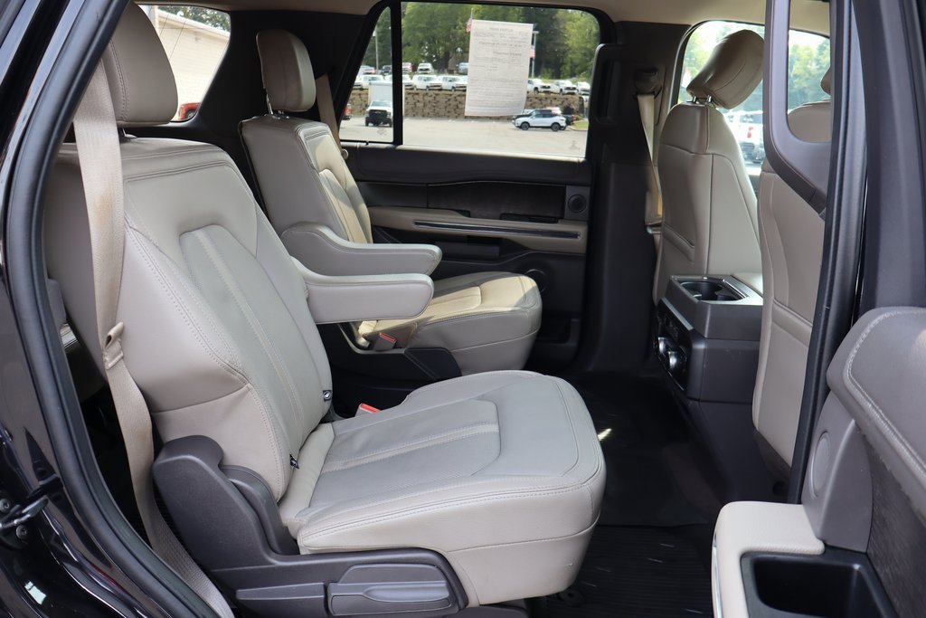 Used 2020 Ford Expedition Limited image 24