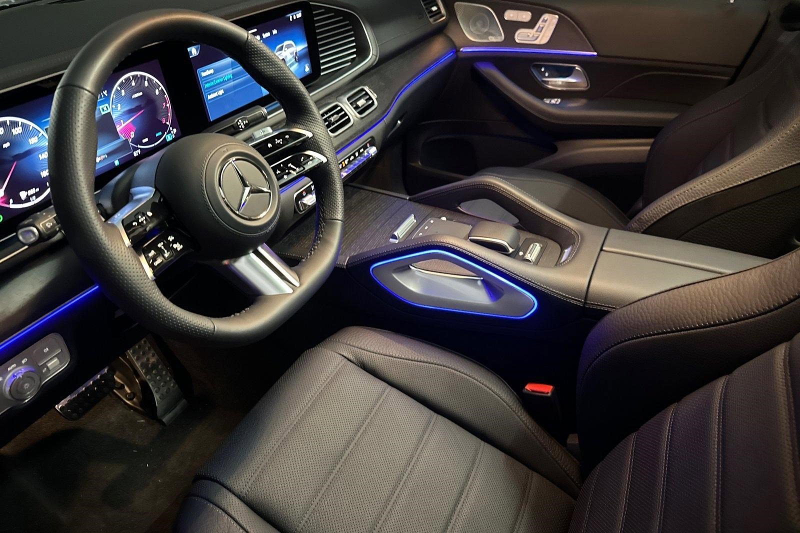New 2025 Mercedes-Benz GLS 580 4MATIC image 4