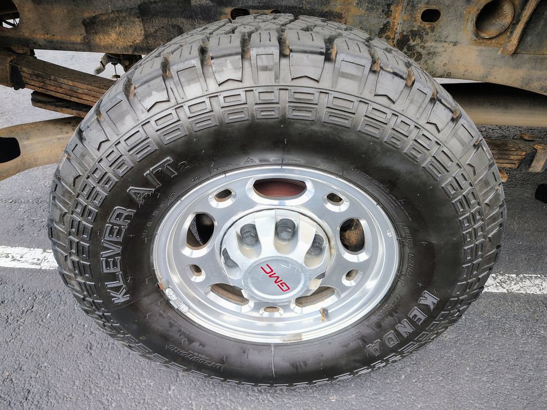 Used 2007 GMC Sierra 2500 W/T w/ Heavy-Duty Power Package AWD/4WD image 24