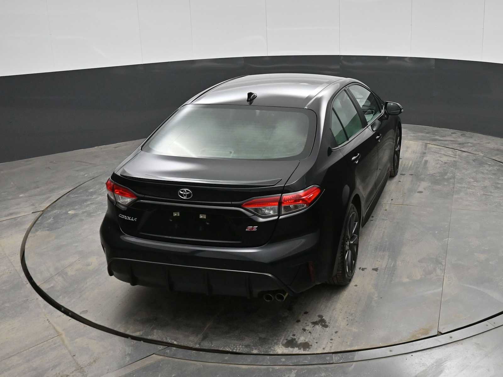 Used 2024 Toyota Corolla SE image 27