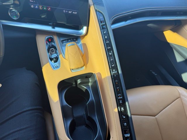 Used 2021 Chevrolet Corvette Stingray Preferred Cpe w/ Z51 Performance Package RWD image 20