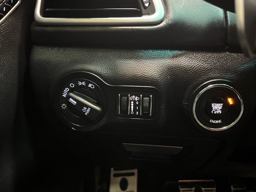 Used 2014 Maserati Ghibli RWD image 38