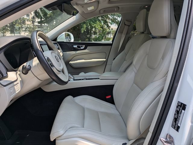 Used 2022 Volvo XC60 B5 Inscription w/ Advanced Package FWD image 23