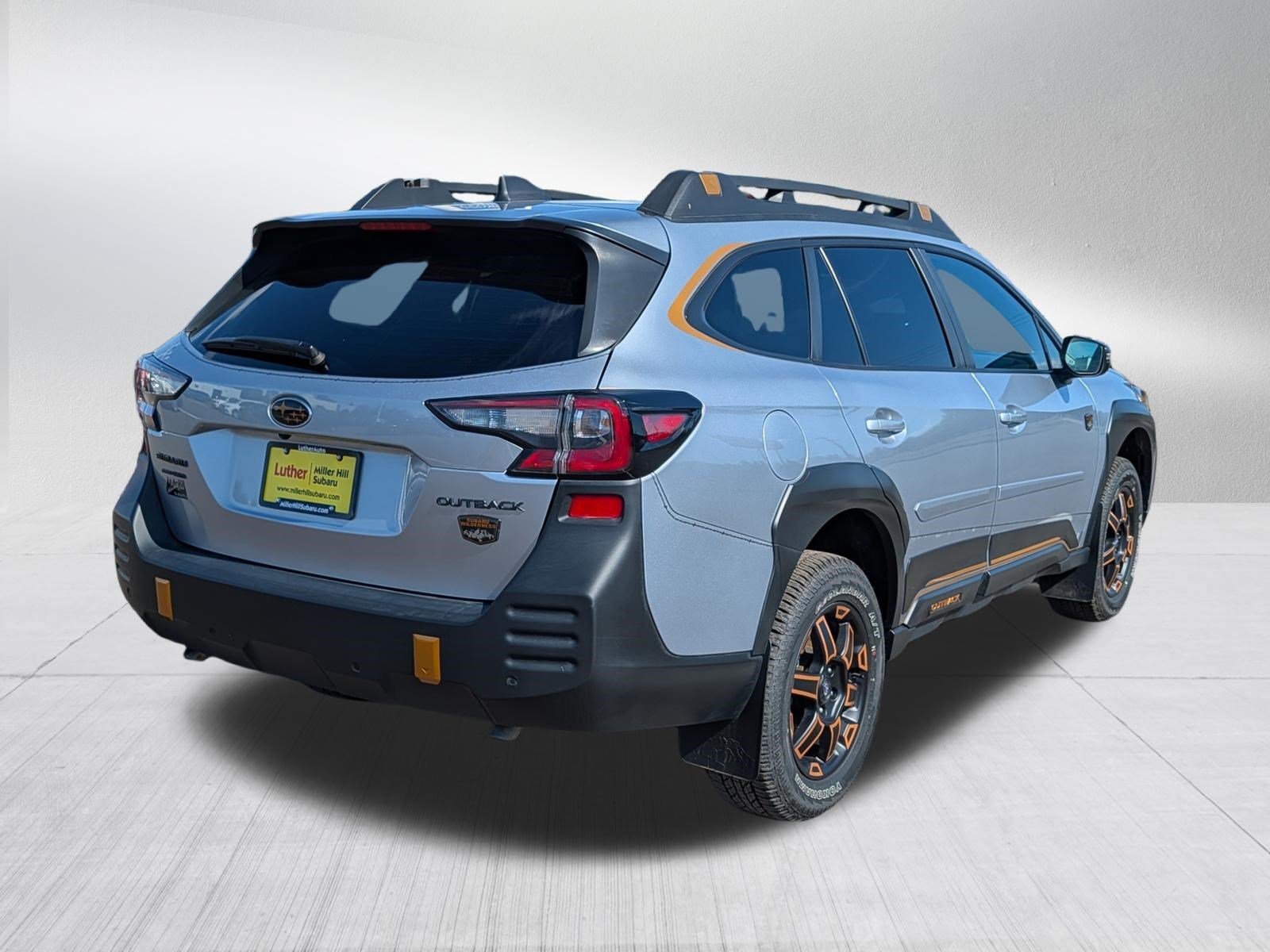 Used 2025 Subaru Outback Wilderness AWD/4WD image 7