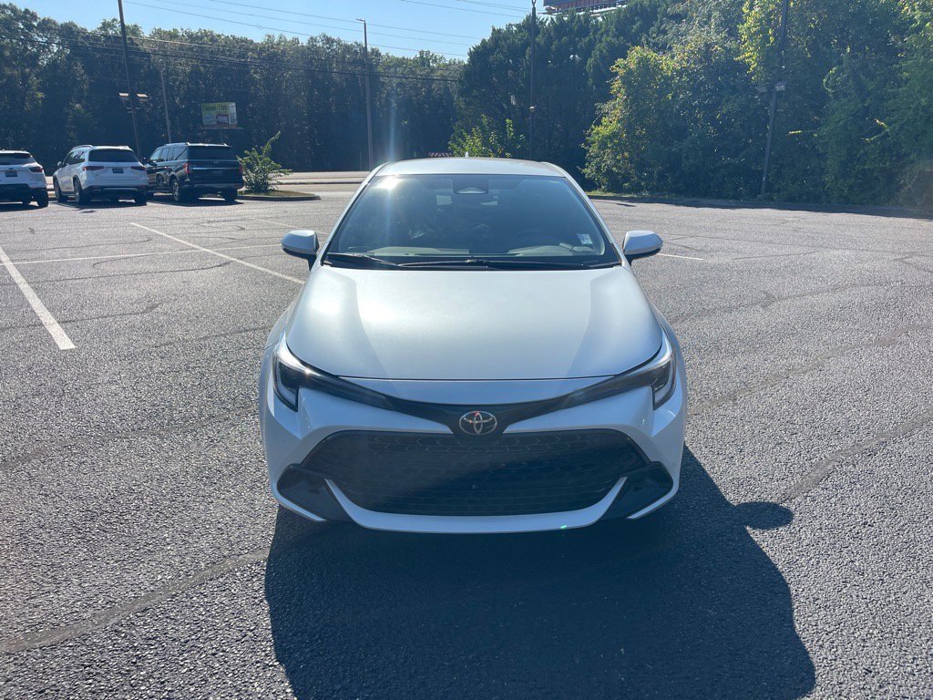Used 2023 Toyota Corolla SE image 2