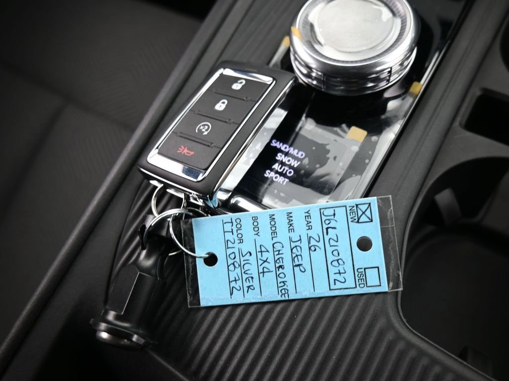 New 2026 Jeep Cherokee Laredo image 42