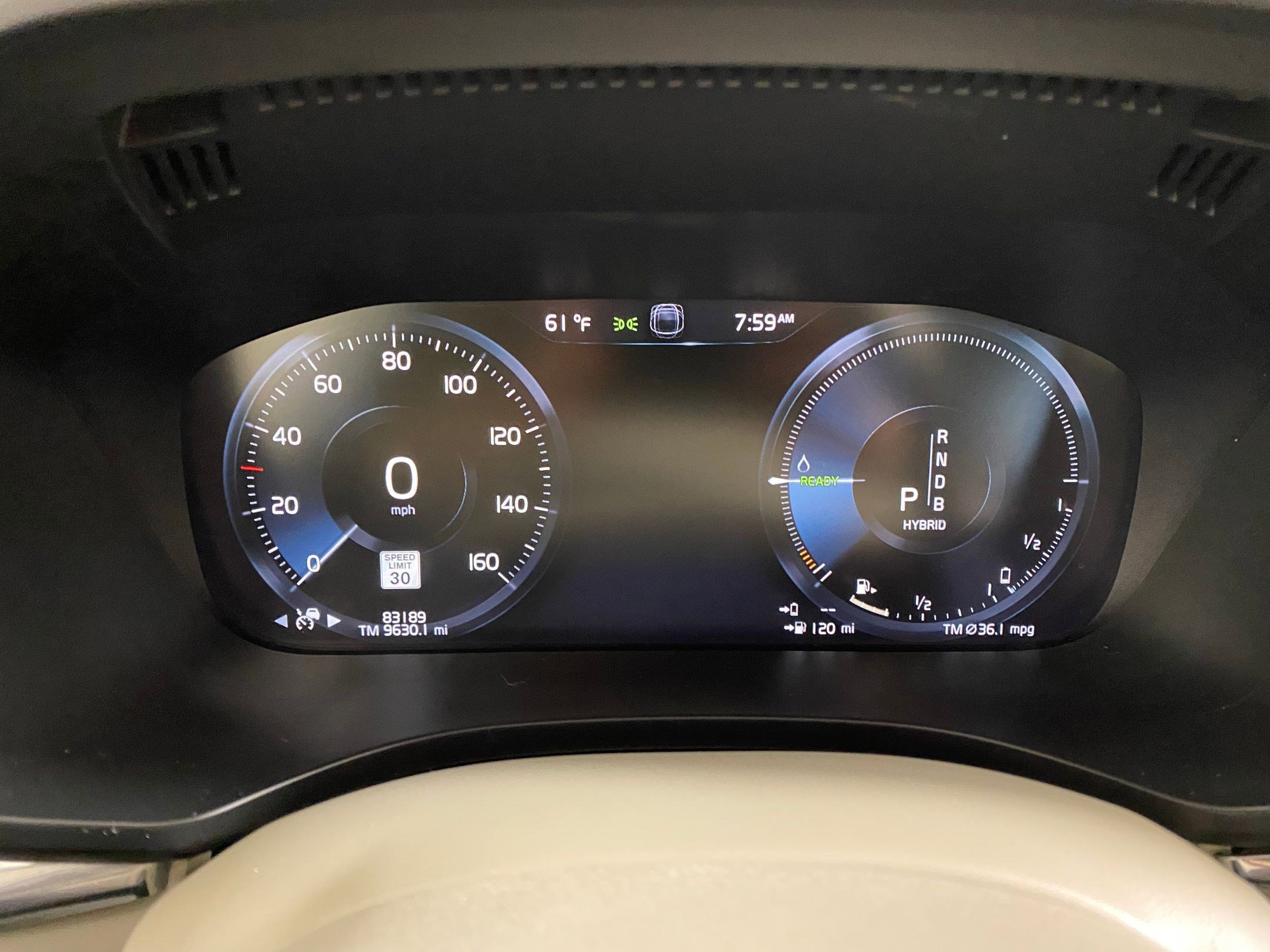 Used 2019 Volvo XC60 T8 Momentum w/ Advanced Package image 20