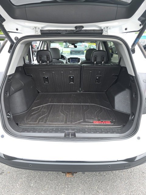 Used 2019 GMC Terrain SLT w/ GMC Pro Grade Package AWD/4WD image 19