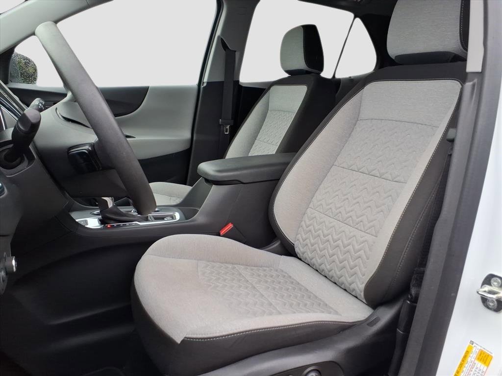 Used 2022 Chevrolet Equinox LS w/ LS Convenience Package image 14