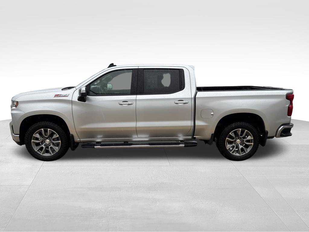 Used 2022 Chevrolet Silverado 1500 LT w/ Z71 Off-Road Package AWD/4WD image 9