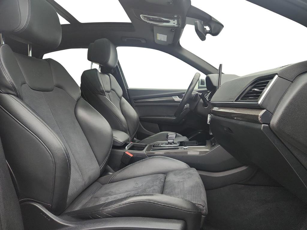 Used 2022 Audi SQ5 Premium w/ Convenience Package image 24